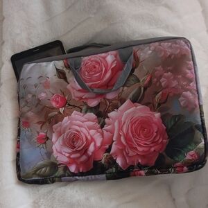 New Tablet's case Eiffeil Tower